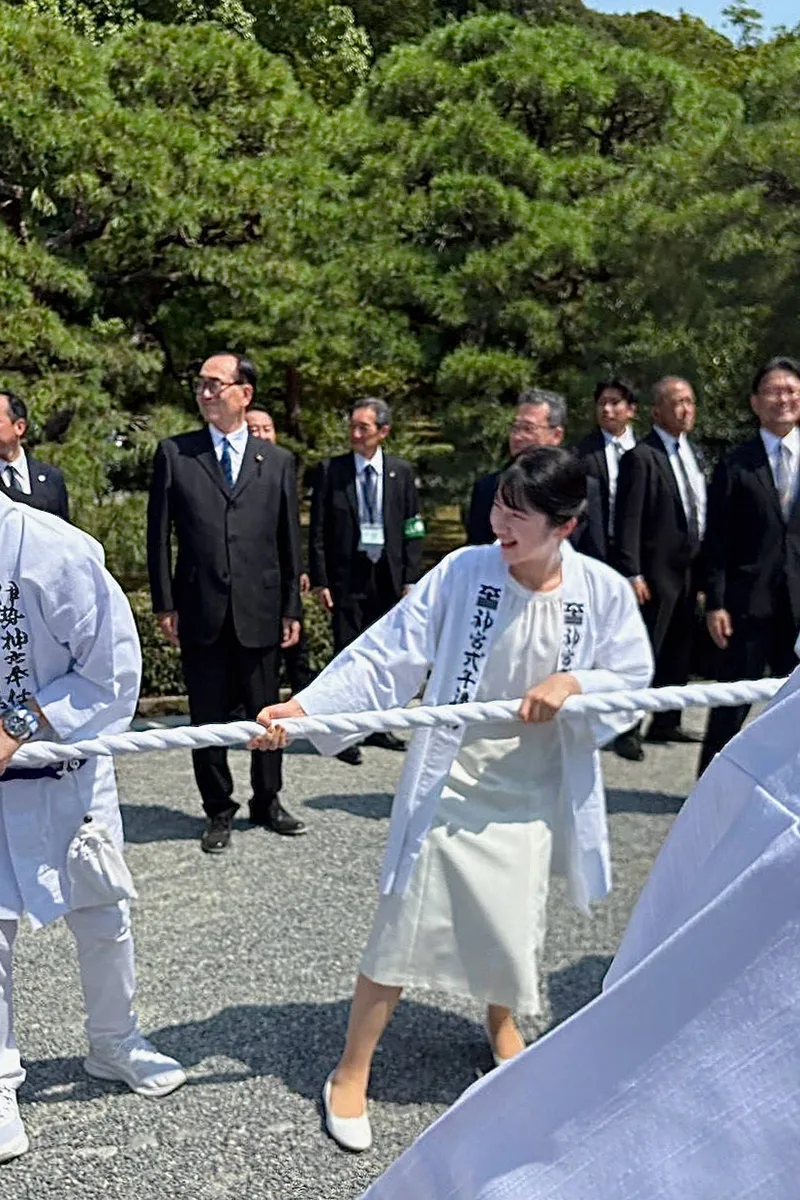 愛子さま伊勢神宮で綱引き参加、参加者1300人→1600人に急増 同じ綱を曳いた文筆家が明かす感動の詳細