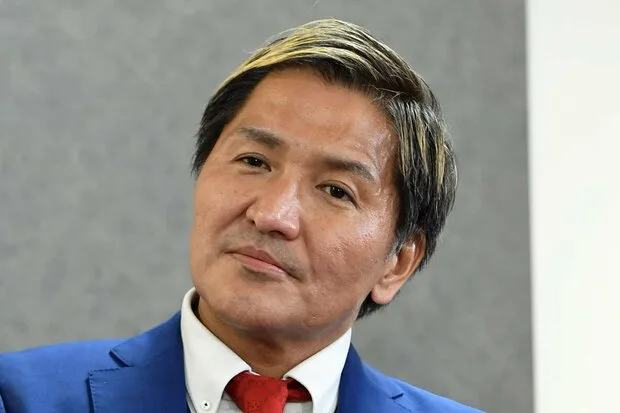 スリムクラブ真栄田の父、右耳切除の壮絶手術…それでも息子に放った一言が泣ける