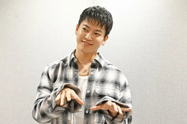 三山凌輝、“F〇CK”シャツで現場入り スタッフもあ然の直言「これが今の気持ちです」