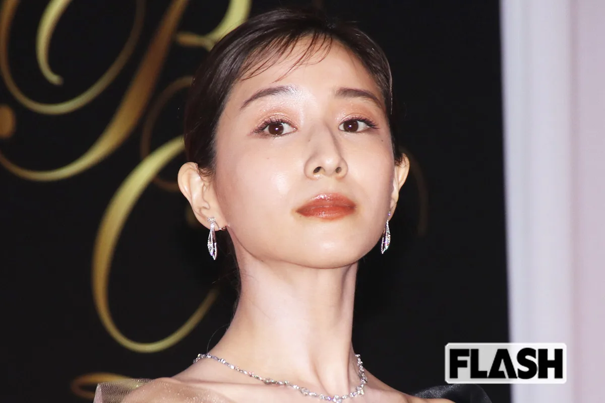 イケメン12人に囲まれても素っ気ない…畑芽育「肩身が狭いから早く帰りたい」発言に高橋文哉が即フォロー