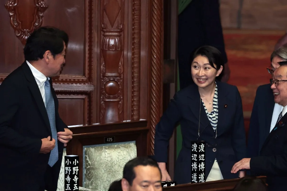 小渕優子氏、消費税減税に反旗で辞任！SNSは「離党しろ」と逆風…父・恵三氏から続く因縁とは