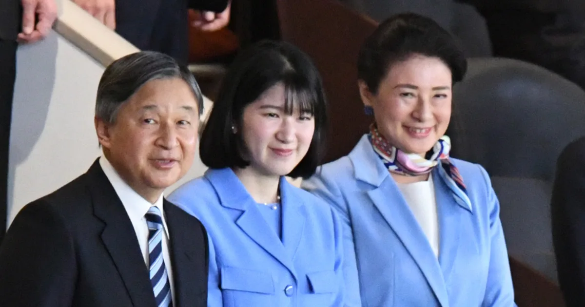 天皇ご一家が那須で2年連続おそろい“かりゆし” メーカーが明かした「4回ご指名」の真相