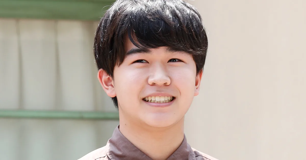 鈴木福の“KPOP風”ツヤ肌メイクに賛否…実は美容マニアだった素顔
