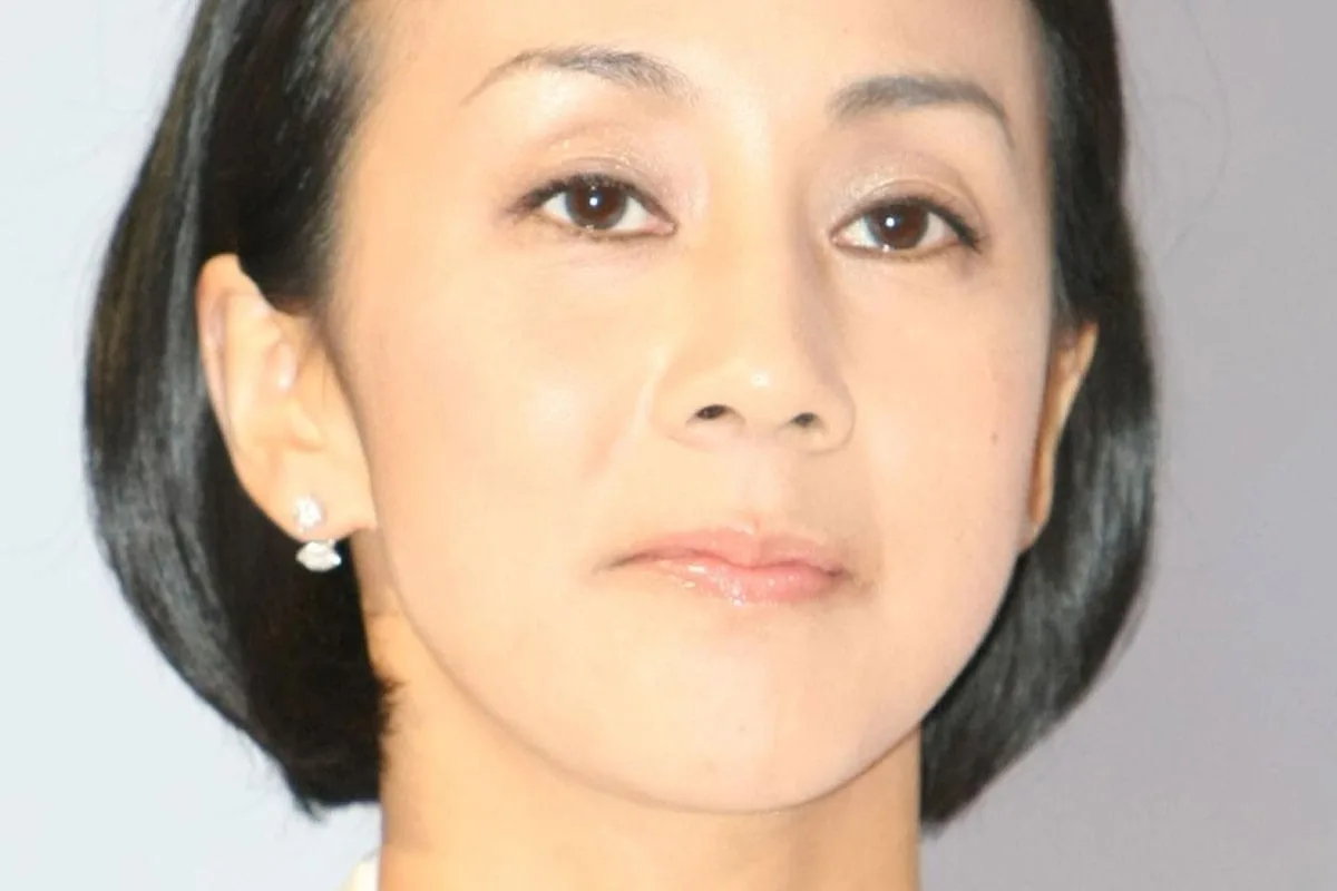 57歳・中村江里子、南仏で大胆ミニワンピ披露 “美術館級”ミラノ新居も再注目