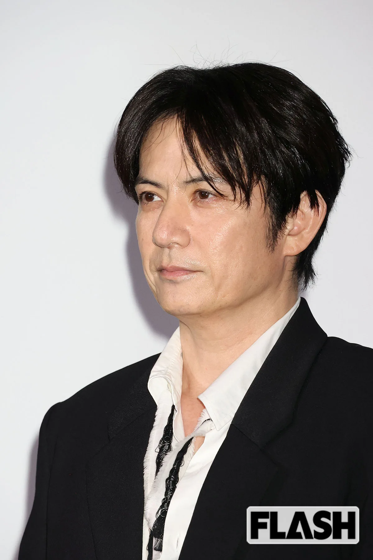 「苦手」と明かした諸星和己と笑顔のスリーショット 佐藤アツヒロが語った“それぞれの気持ち”