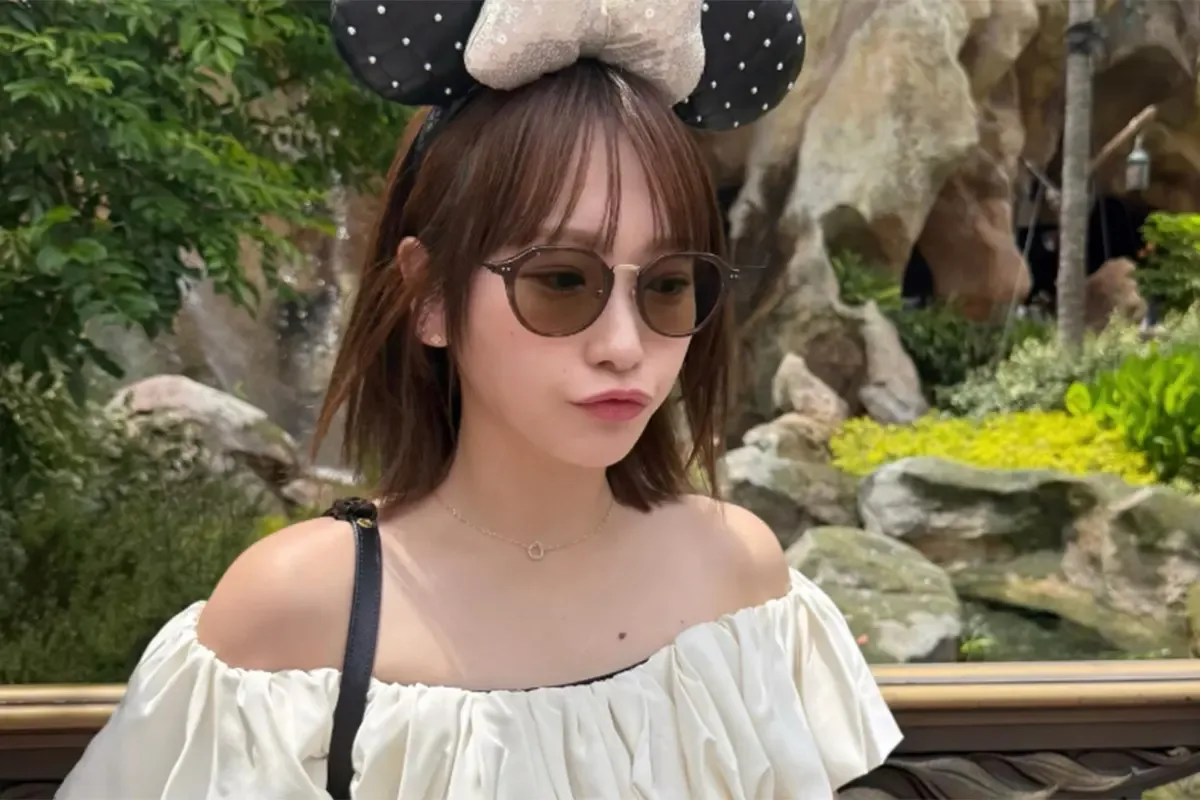 川栄李奈、タイ旅行で鎖骨に“タトゥー”らしきデザインが話題に…ファンからは驚きの声