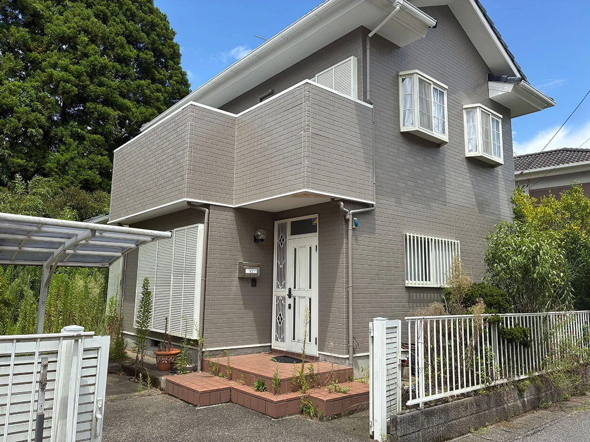 母親殺害容疑の54歳娘、1000万円超の“投げ銭”浪費が動機か　近隣住民「まさか娘さんが犯人なの？」