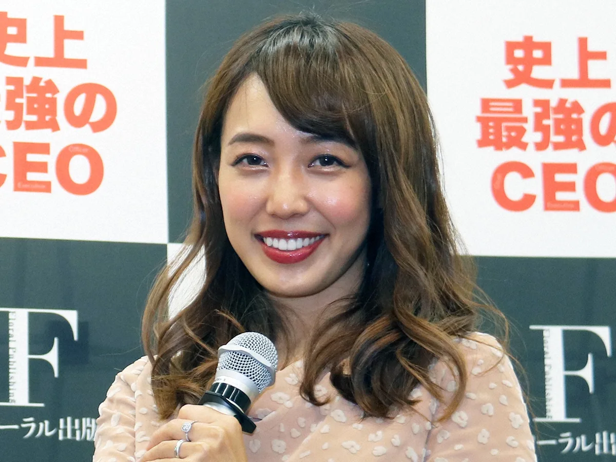 川崎希、夫アレクとの出会いは「目黒駅ナンパ」巧妙すぎる手口を告白