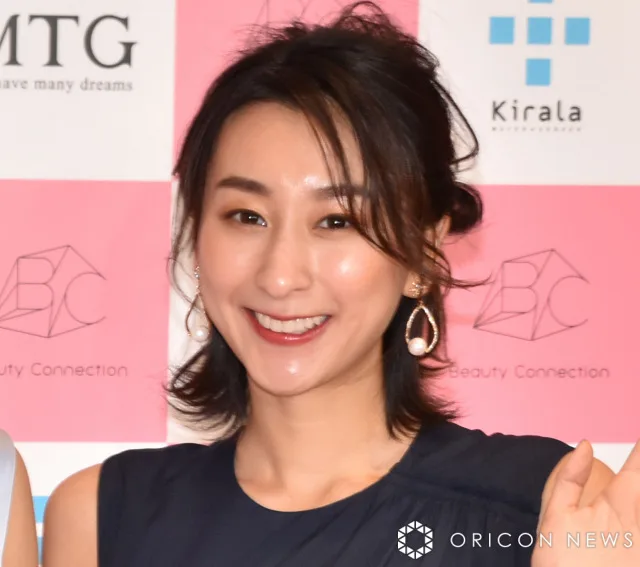 浅田舞、背中ざっくり水着で宮古島満喫「スタイル良すぎ」ファン歓喜