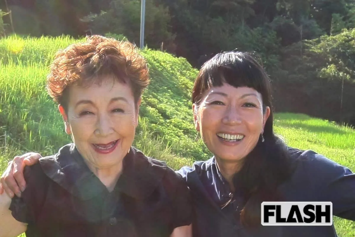 加藤登紀子「北方領土はロシア領有」発言で炎上　両親はロシア料理店経営、獄中結婚した“革命戦士”の夫