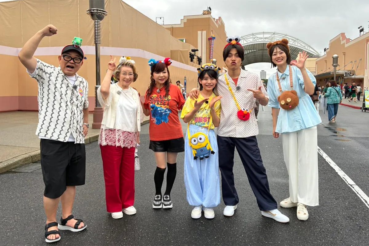 重岡大毅、結婚＆第一子発表の直前に“新生児抱き”でエルモを抱っこ？ファン騒然